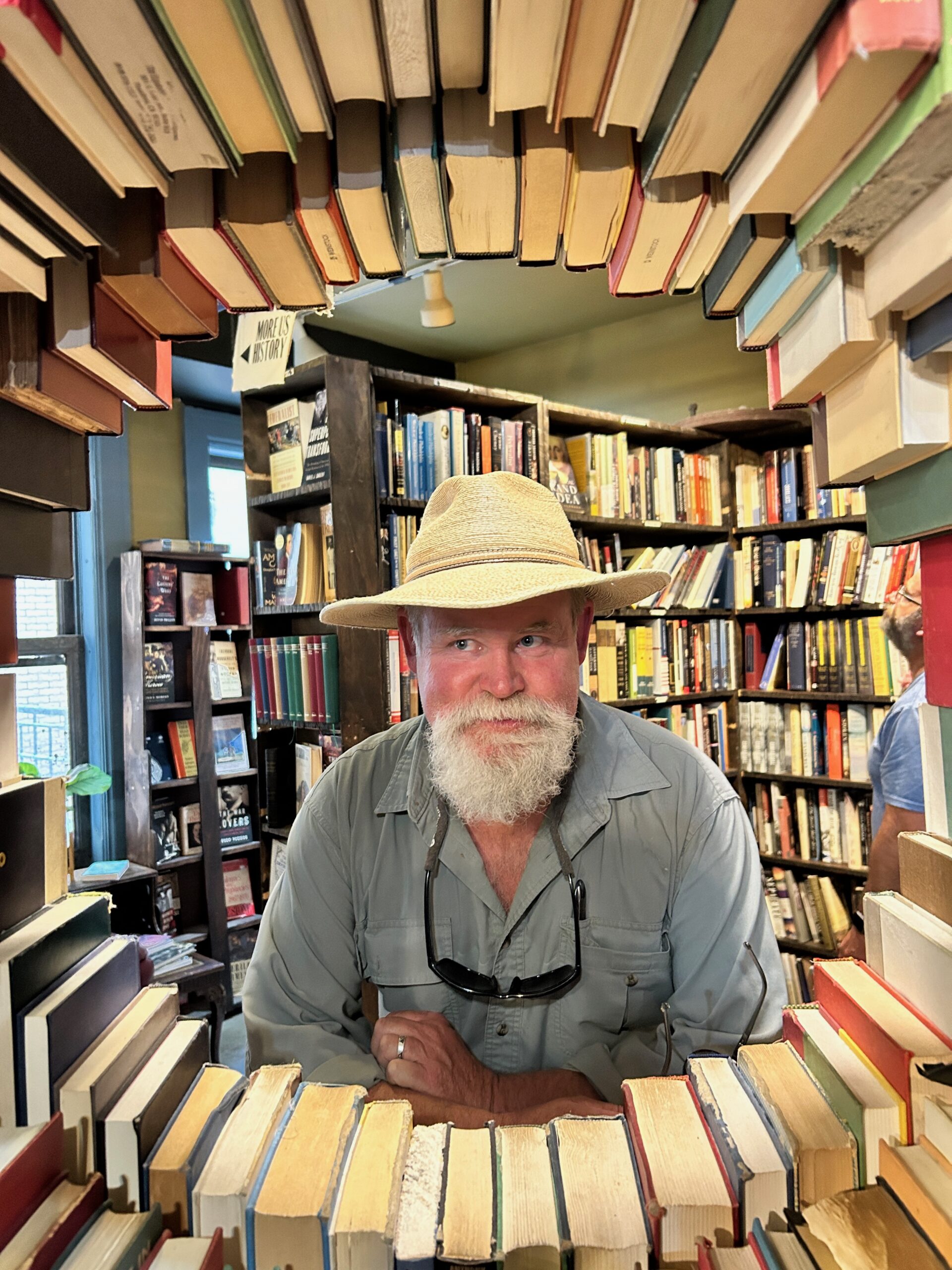 Distinguished Speaker Series - Author Craig Childs
